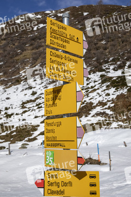 Schneeschmelze in den Schweizer Alpen