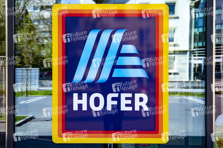 Symbolfoto Hofer KG