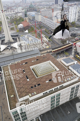 Fototermin zur Show 'Der Zorn der Hexen' in Berlin