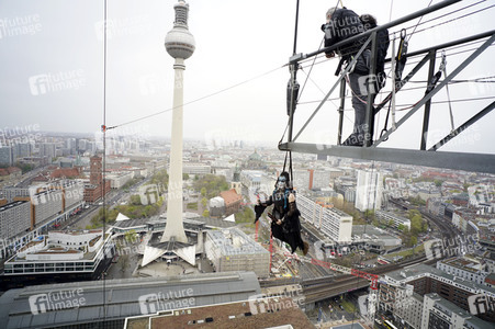 Fototermin zur Show 'Der Zorn der Hexen' in Berlin