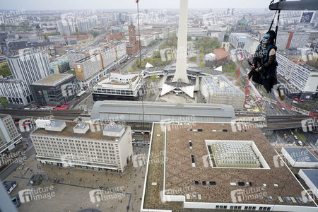 Fototermin zur Show 'Der Zorn der Hexen' in Berlin