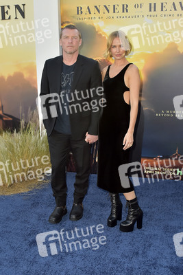 Serienpremiere 'Under the Banner of Heaven' in Los Angeles