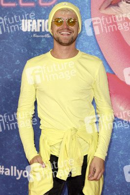 Staffel 2 Premiere 'All You Need' in Köln