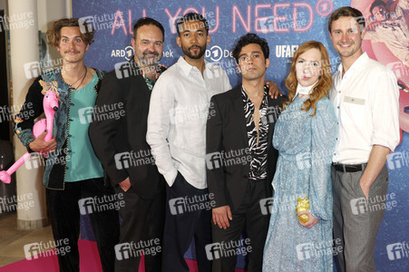 Staffel 2 Premiere 'All You Need' in Köln