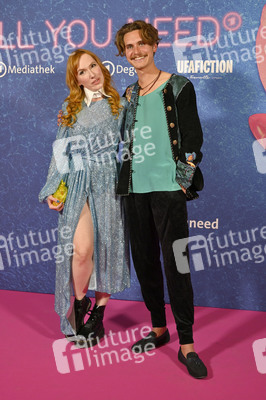 Staffel 2 Premiere 'All You Need' in Köln