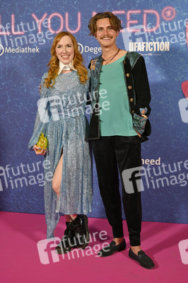 Staffel 2 Premiere 'All You Need' in Köln