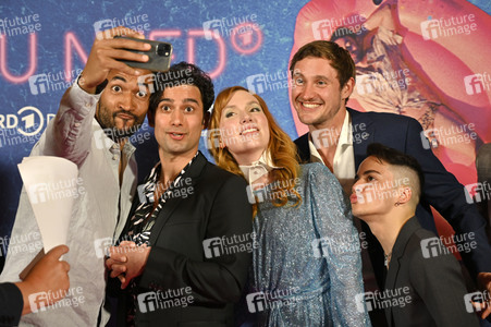 Staffel 2 Premiere 'All You Need' in Köln