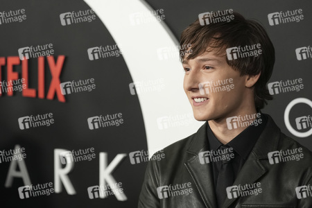 Season 4 Premiere 'Ozark' in New York