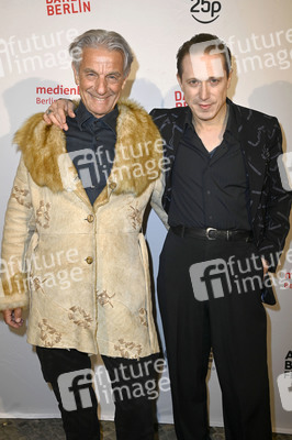 Filmpremiere 'Stand Up! Was bleibt, wenn alles weg ist', achtung berlin Filmfestival 2022