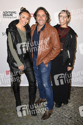 Filmpremiere 'Stand Up! Was bleibt, wenn alles weg ist', achtung berlin Filmfestival 2022