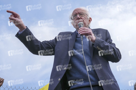 Bernie Sanders besucht Amazon-Gewerkschafter in New York