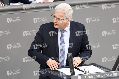 31. Sitzung des Deutschen Bundestages in Berlin