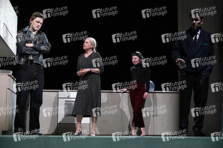 Theaterprobe 'Birthday Candles' in Berlin