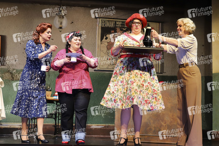 Theaterprobe 'Dat Frollein Wunner' in Hamburg