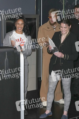 Empire State Building Lighting Ceremony mit Katie Taylor und Amanda Serrano in New York
