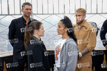 Empire State Building Lighting Ceremony mit Katie Taylor und Amanda Serrano in New York