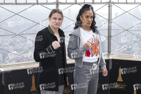 Empire State Building Lighting Ceremony mit Katie Taylor und Amanda Serrano in New York