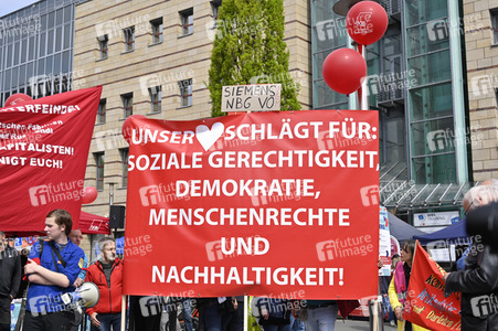Kundegebung des DGB zum 1. Mai in Nürnberg