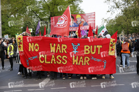 Revolutionäre 1. Mai Demo in Berlin