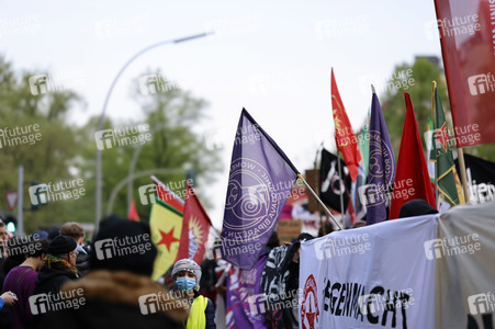 Revolutionäre 1. Mai Demo in Berlin