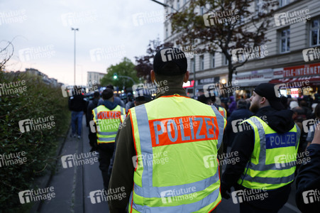 Revolutionäre 1. Mai Demo in Berlin