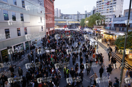 Revolutionäre 1. Mai Demo in Berlin