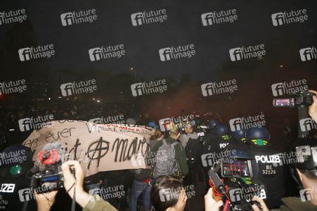 Revolutionäre 1. Mai Demo in Berlin