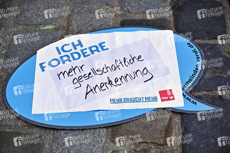 Warnstreik von Beschäftigten in Sozial- und Erziehungsberufen in Nürnberg