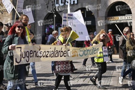 Warnstreik von Beschäftigten in Sozial- und Erziehungsberufen in Nürnberg