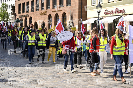 Warnstreik von Beschäftigten in Sozial- und Erziehungsberufen in Nürnberg