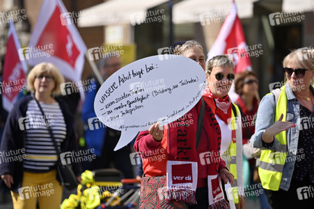 Warnstreik von Beschäftigten in Sozial- und Erziehungsberufen in Nürnberg