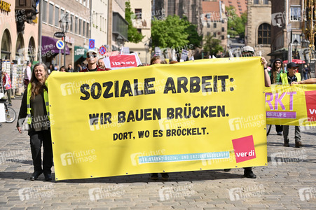 Warnstreik von Beschäftigten in Sozial- und Erziehungsberufen in Nürnberg