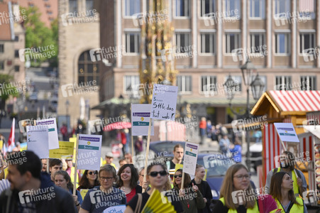 Warnstreik von Beschäftigten in Sozial- und Erziehungsberufen in Nürnberg