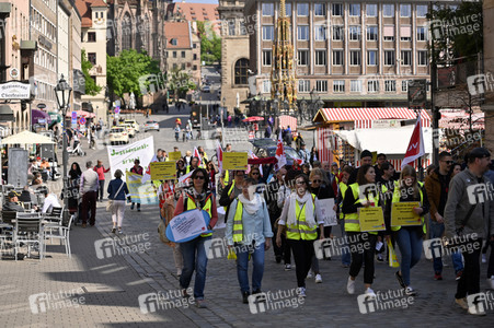 Warnstreik von Beschäftigten in Sozial- und Erziehungsberufen in Nürnberg