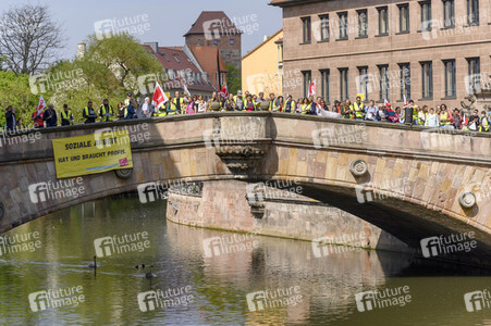 Warnstreik von Beschäftigten in Sozial- und Erziehungsberufen in Nürnberg