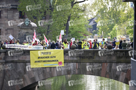 Warnstreik von Beschäftigten in Sozial- und Erziehungsberufen in Nürnberg