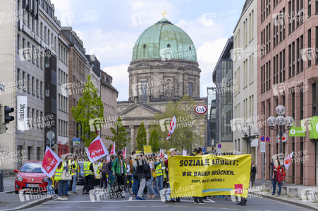 Warnstreik von Beschäftigten in Sozial- und Erziehungsberufen in Nürnberg