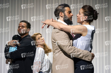 Theaterprobe 'Monsieur Claude und seine Töchter - Teil 2' in Berlin