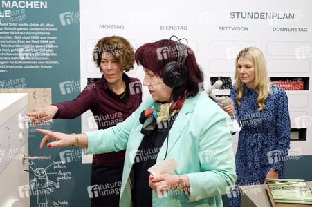 Eröffnung der Ausstellung 'Susi und Wir. Vom Hingucken und Wegschauen' in Berlin