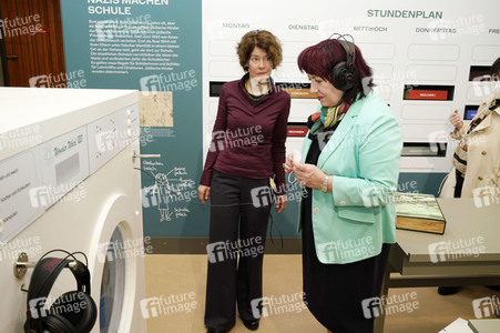 Eröffnung der Ausstellung 'Susi und Wir. Vom Hingucken und Wegschauen' in Berlin