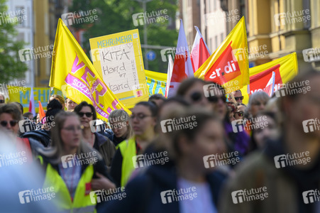 Warnstreik von Beschäftigten in Kitas und im schulischen Ganztag in Nürnberg