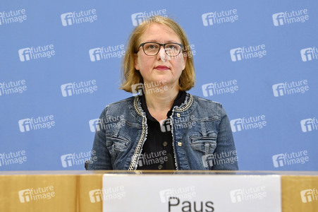 Bundespressekonferenz Erste Ergebnisse des Nationalen Diskriminierungs- und Rassismusmonitors in Berlin