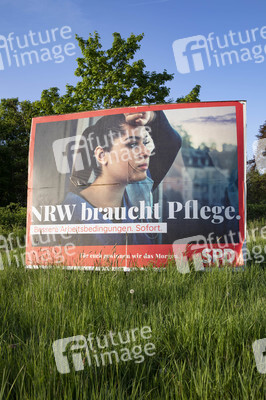 Wahlplakate zur NRW-Wahl in Köln