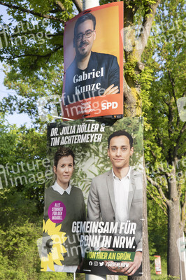 Wahlplakate zur NRW-Wahl in Bonn