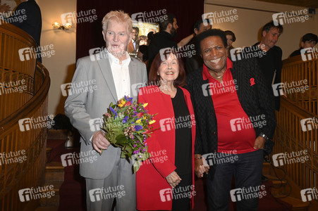 Theaterpremiere 'Monsieur Claude und seine Töchter - Teil 2' in Berlin