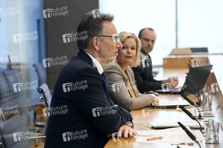Bundespressekonferenz Vorstellung des Jahresberichts Fallzahlen politisch motivierter Kriminalität in Berlin