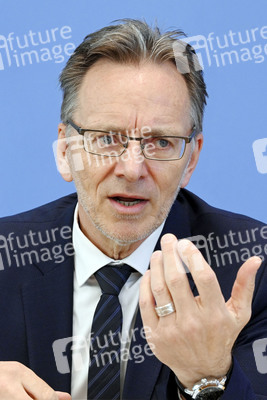 Bundespressekonferenz Vorstellung des Jahresberichts Fallzahlen politisch motivierter Kriminalität in Berlin