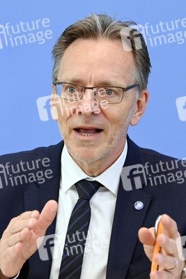 Bundespressekonferenz Vorstellung des Jahresberichts Fallzahlen politisch motivierter Kriminalität in Berlin