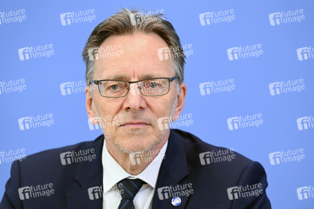 Bundespressekonferenz Vorstellung des Jahresberichts Fallzahlen politisch motivierter Kriminalität in Berlin