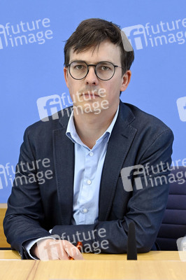 Bundespressekonferenz Jahresbilanz rechte Gewalt 2021 und Coronaleugner-Gewalt in Berlin